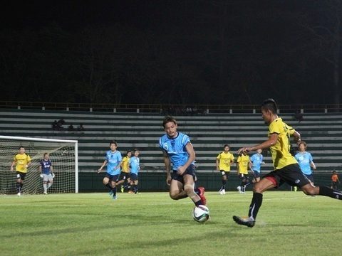 Phuket FC split series with Yokohama FC