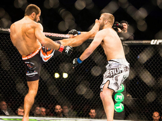 Phukets Mairbek Taisumov apologises after KO win in UFC (VIDEO)