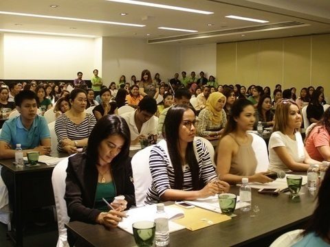 Phuket tour desks operators to be trained and licenced