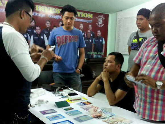 Phuket police nab Taiwanese for buying multiple bank accounts