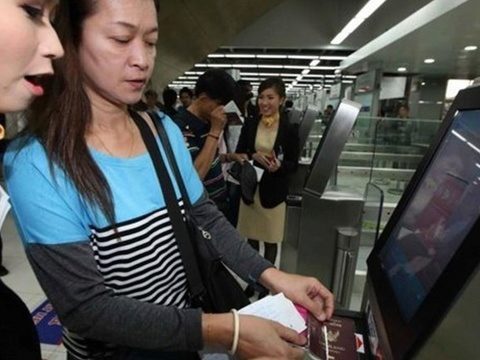 Machines will cut airport queues