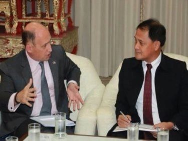 Phuket Consuls May Meet Governor Soon: Tuk-Tuks, Beaches for Talks