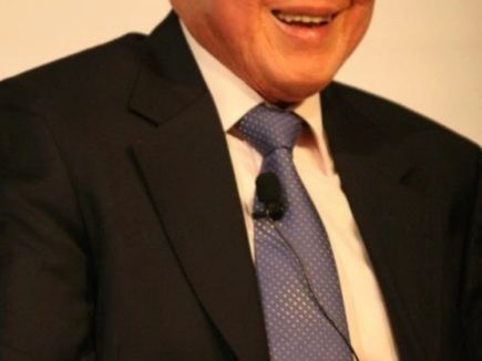 Lee Kuan Yew weakens further