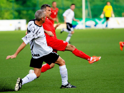 ‘Seasoned’ ballers put skills to test in Seniors World Cup