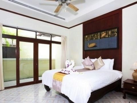 Modern Asian Style 3 Bedroom Villa Near Bangtao Beach House